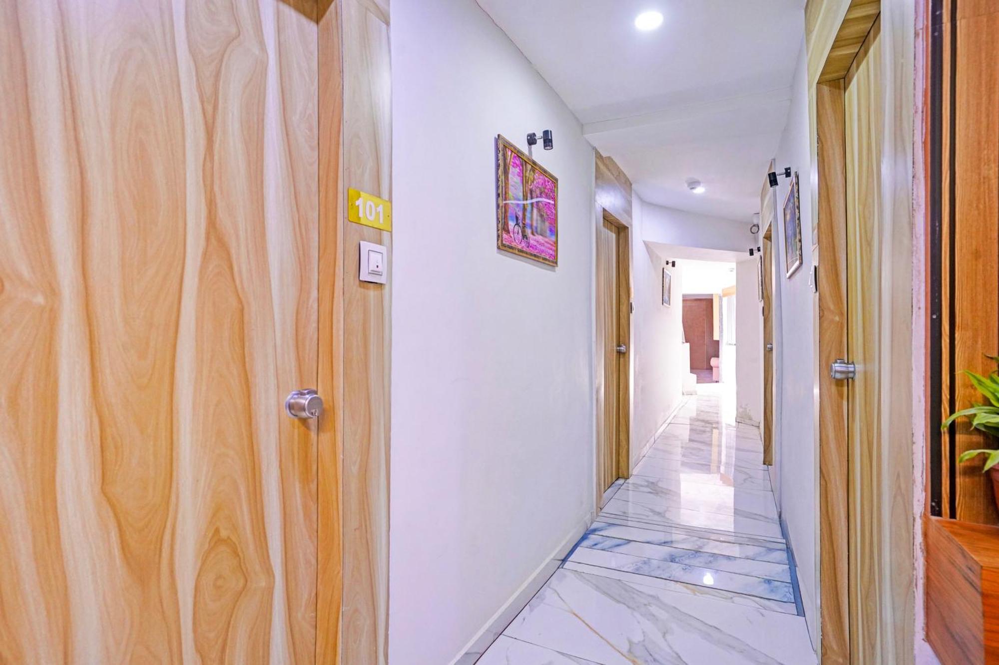 Hotel O Patang 24 Ahmedabad Extérieur photo