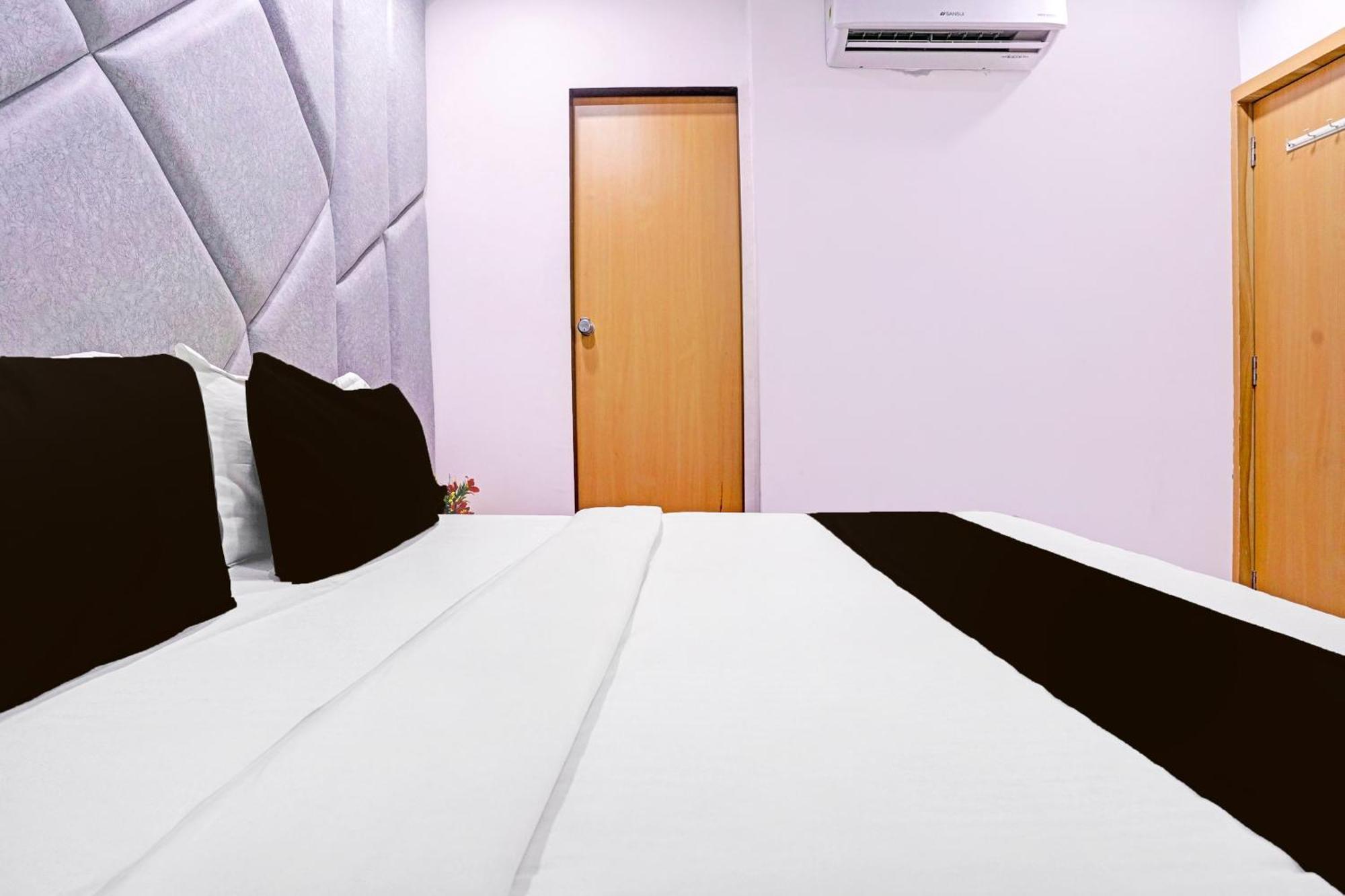 Hotel O Patang 24 Ahmedabad Extérieur photo