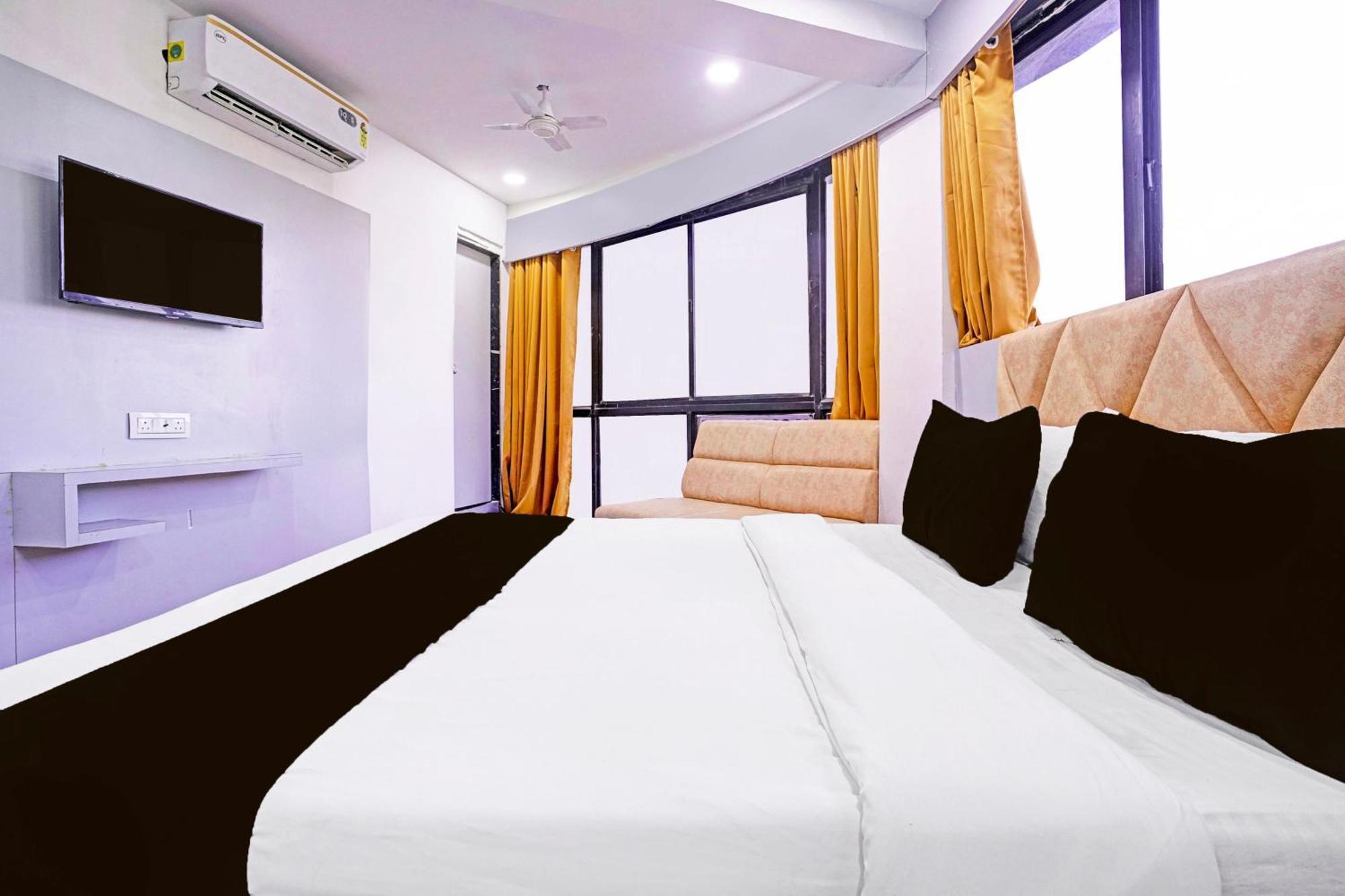Hotel O Patang 24 Ahmedabad Extérieur photo