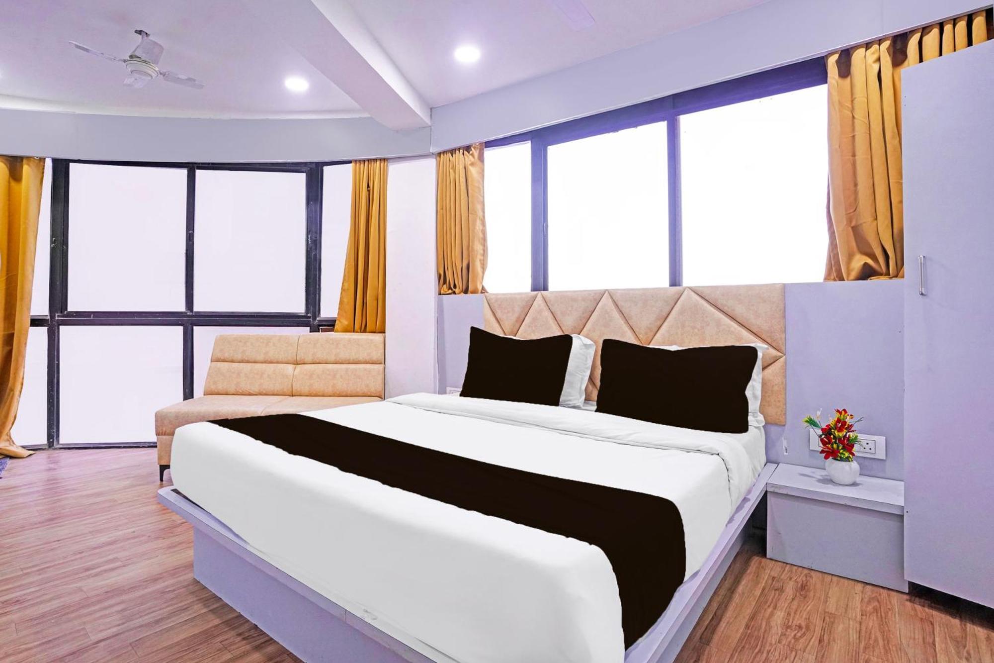 Hotel O Patang 24 Ahmedabad Extérieur photo